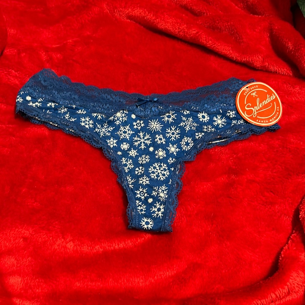 Splendies Women Thong - Medium 
Just bought all with tags. #Splendies.
